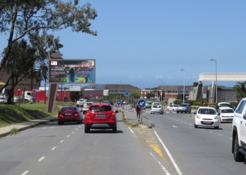 billboard advertising in East London, Beacon Bay Crossing