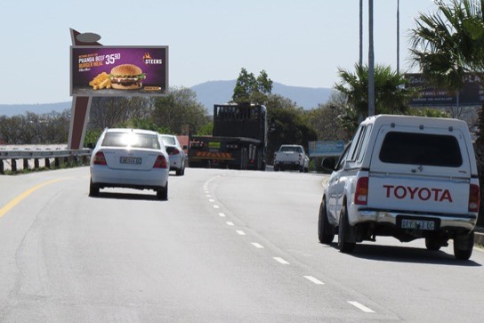 billboard advertising in King Williams Town, N2 Alexandra Rd